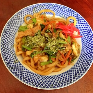 豚とカラシ菜のソース焼うどん。